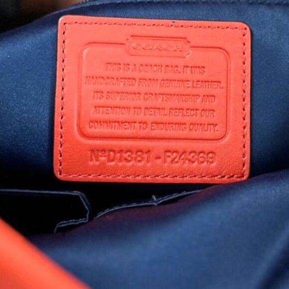 NWOT Coach Park Leather Color Block Convertible Carrie Tote Bag D-1381 F24065 - Picture 9 of 12